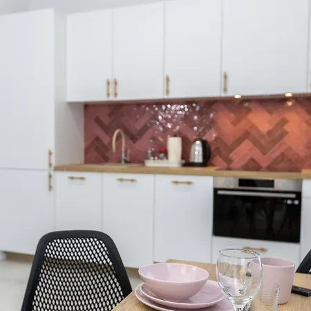 Romeo, D127 Apartment Lublin
