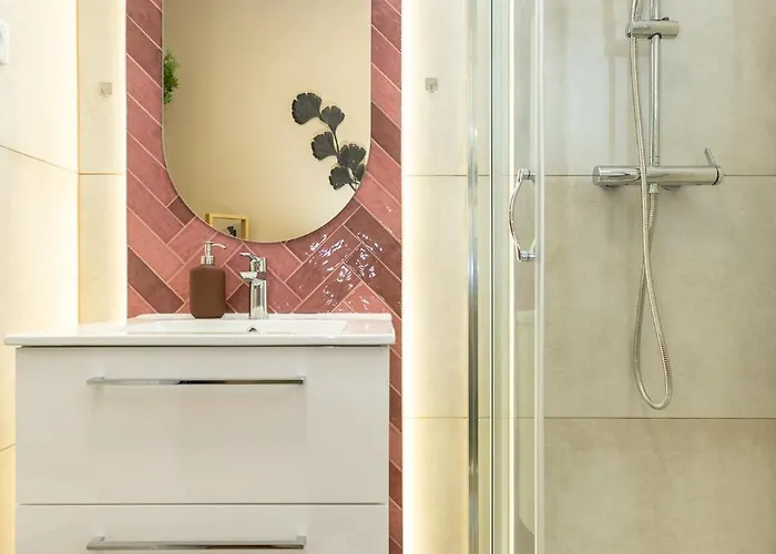 Romeo, D127 Lägenhet *